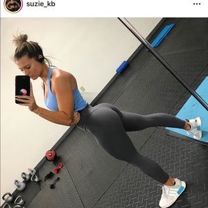 ❌ SOLD ❌ Lululemon Align II - Dark Carbon